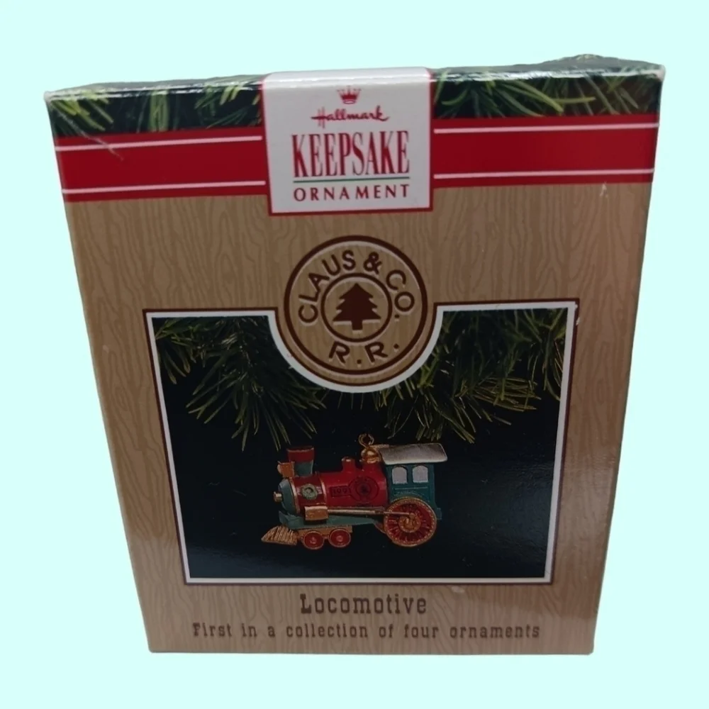 Hallmark & enesco set of 5 ornaments